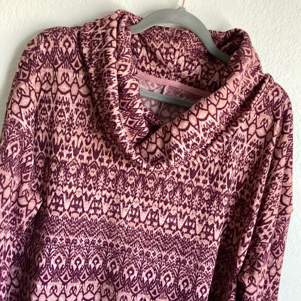 \St. John’s Bay\• Activewear Cowl Neck Pullover - Picture 3 of 14
